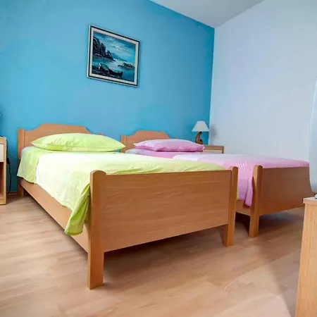 Apartment In - Insel Brac 6052 Pucisca