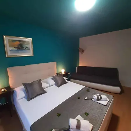 Apartment In - Insel Brac 6052 *